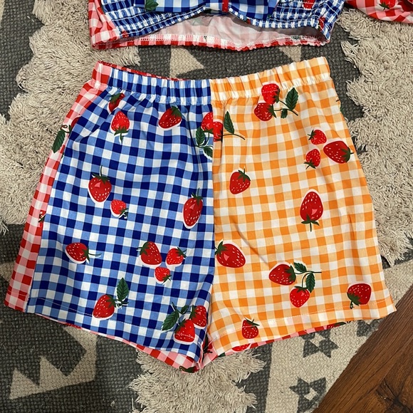 Shein easter matching set - Picture 3 of 4